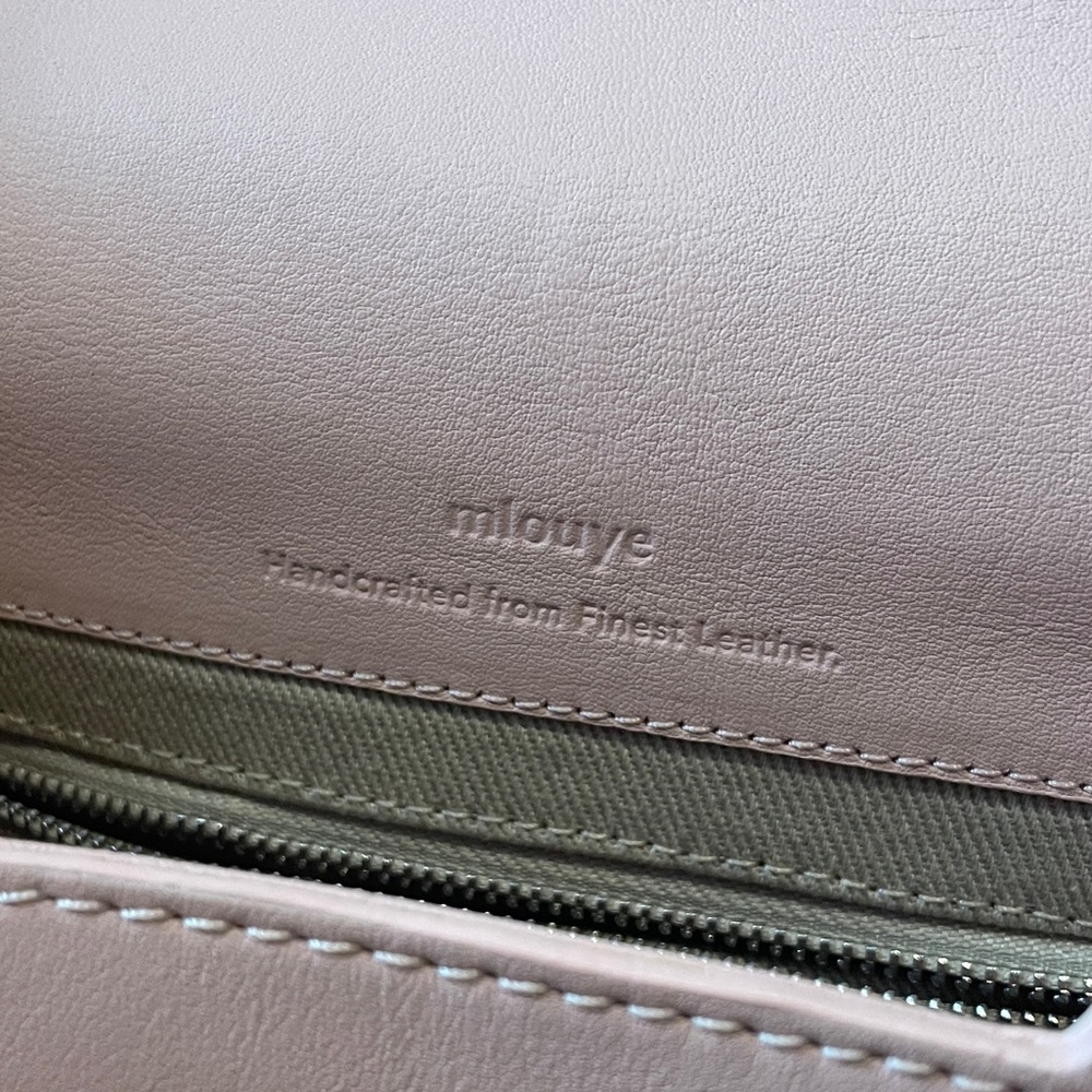 SOLD Mlouye blush pink convertible leather and suede backpack / handbag - Picture 10 of 15